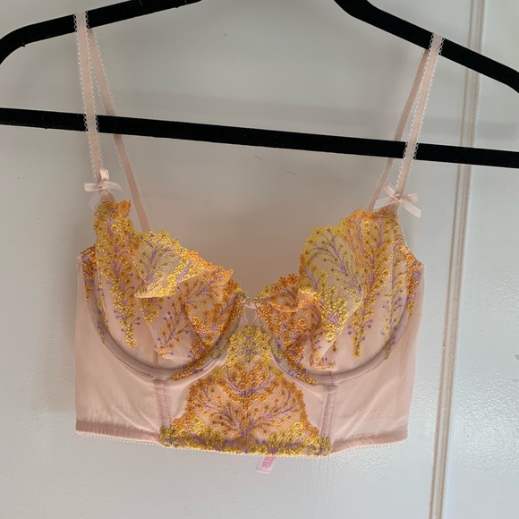 Victoria's Secret Other - - Victorias Secret Corset
Demi Bra Bustier Unlined.
